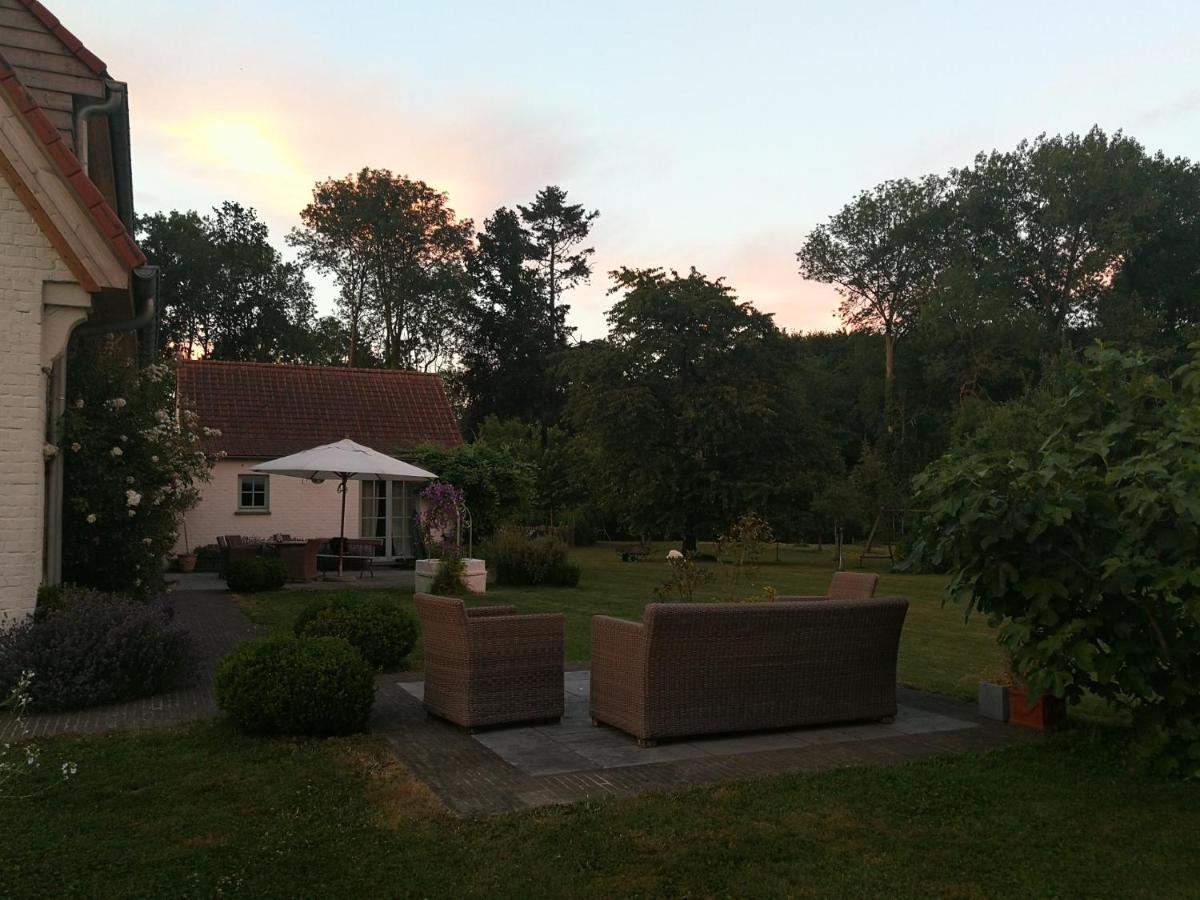 B&B Asbeek Asse Екстериор снимка